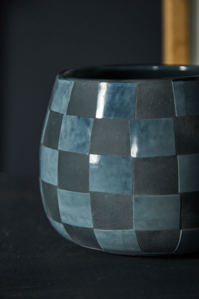 Enthia Vase
