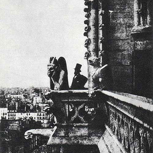 Colossal Gargoyle Outdoor Gothic Statue (27-Inch)