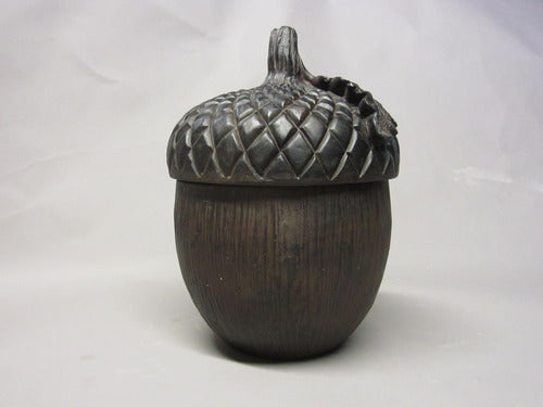 Acorn Planter Outdoor/Indoor Statue