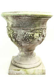 Grapevine Garden (18.5 - Inch)