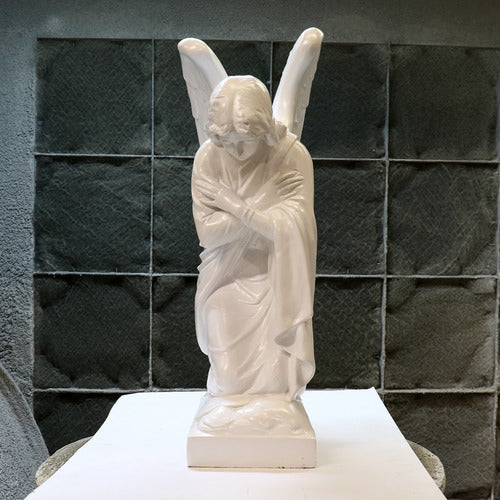Bowing Church Angel Outdoor Statue (28 - Inch) Side View