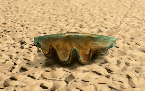 Clam Garden Statue (47 - Inch) Different Angle