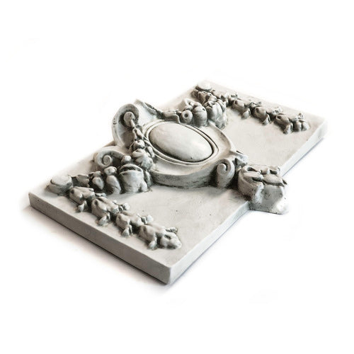 Hilton Remnant 14.5  H Outdoor/Indoor Statue