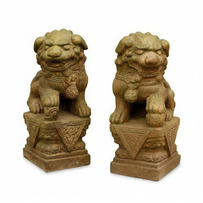 Lion Garden Statue (18 - Inch)