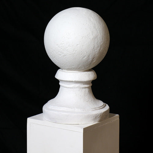 Diaz Finial Outdoor Statue (14 - Inch) Side View