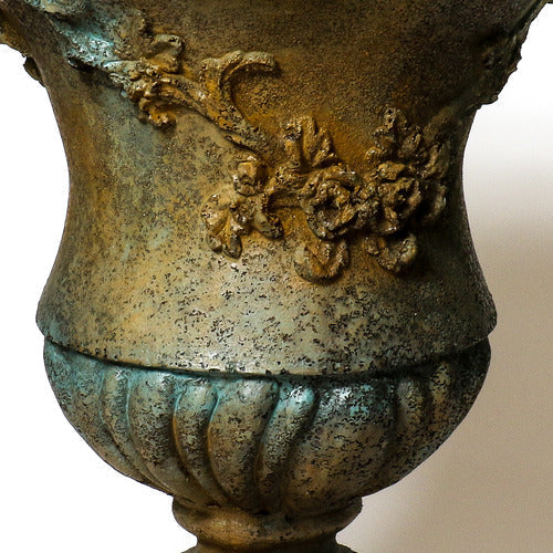 Hamlin Urn Outdoor/Indoor Statue