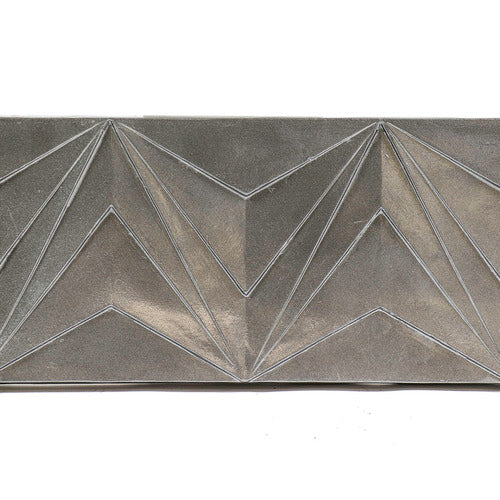 ZIG ZAG PLAQUE Outdoor/Indoor Statue