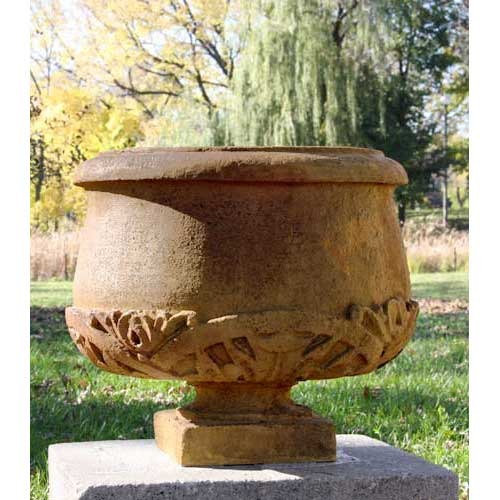 Round Pot Under Ornate 20 Outdoor/Indoor Statue