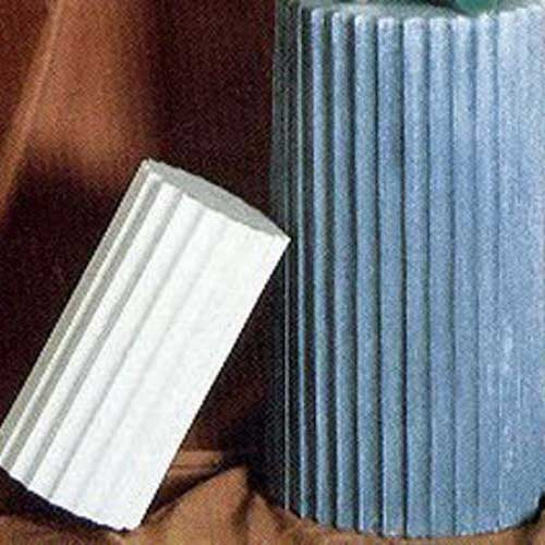 Fluted Shaft Outdoor Statue (9 - Inch)