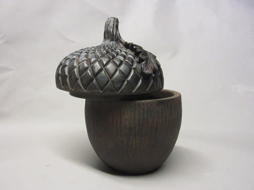 Acorn Planter Outdoor/Indoor Statue