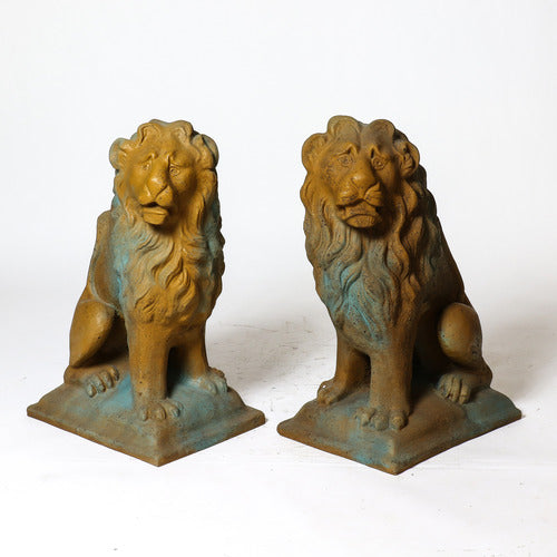 Sitting Lion Garden Statue (24 - Inch) Side View