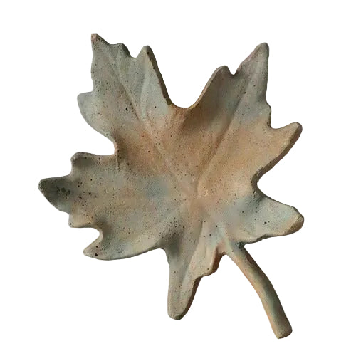 Maple Leaf Statue (14 - Inch)