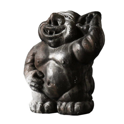 Picc-A-Dilly Ear Gothic Outdoor Statue (3-Inch)