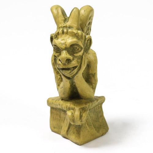 Spitting Garg Sm    6 H Outdoor/Indoor Statue