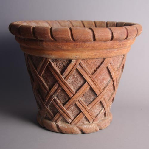 16 Basket Weave 12.5 H Outdoor/Indoor Statue