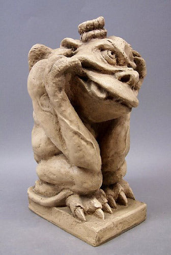 Oscar Gothic Outdoor Statue (11-Inch)