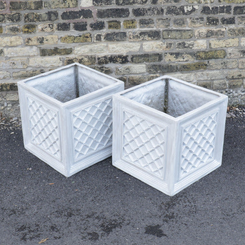 20 Lattice Box 19 H  (R) Outdoor/Indoor Statue
