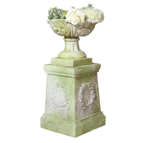 Wreath Pedestal 18 Outdoor/Indoor Statue