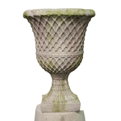 LATTICE BUTTON URN Outdoor/Indoor Statue