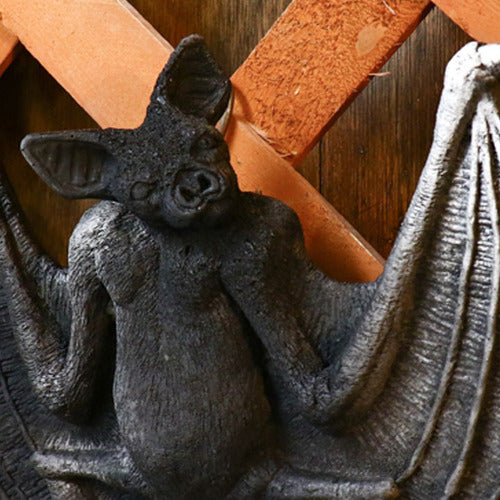 Bat Gothic Outdoor Statue (9-Inch)