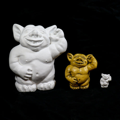 Picc-A-Dilly Ear 8 Outdoor/Indoor Statue