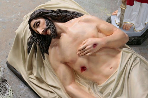 DEAD SAVIOUR 5' Outdoor/Indoor Statue