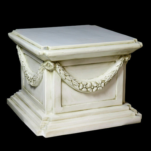 Alessa  B  Pedestal 16 Outdoor/Indoor Statue