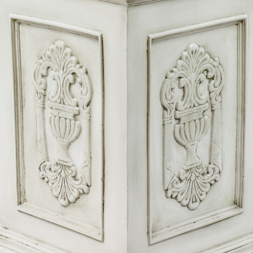 Grif Pedestal 26 Outdoor/Indoor Statue