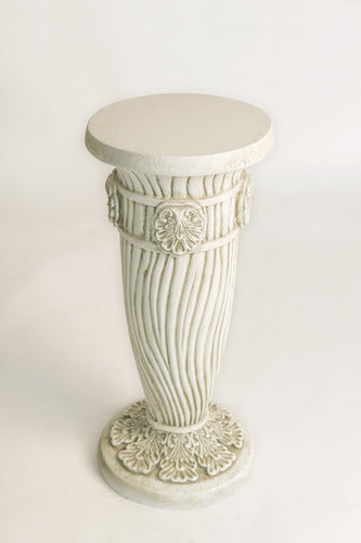 Lina Ped 30 Outdoor/Indoor Statue