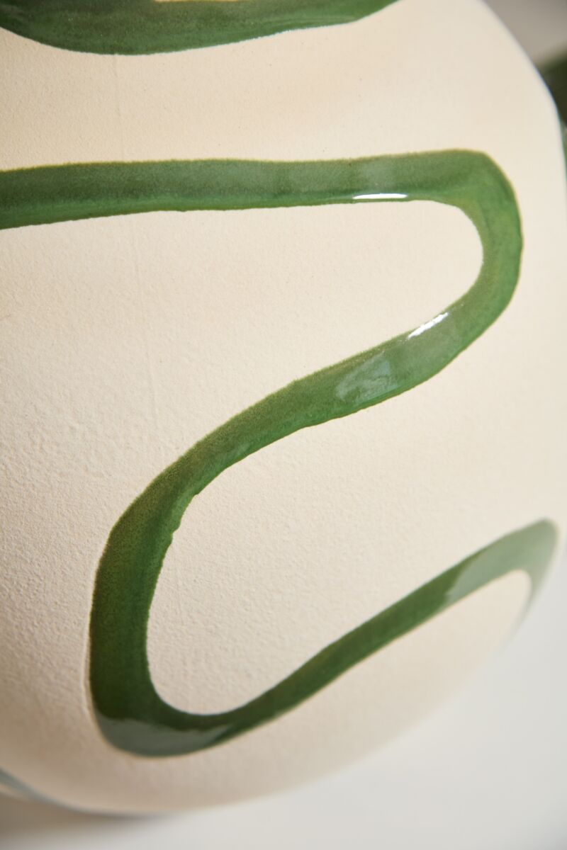 Curvature Vase